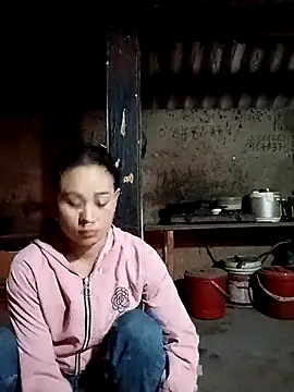 Ruaiuoi online show from March 13, 9:43 pm