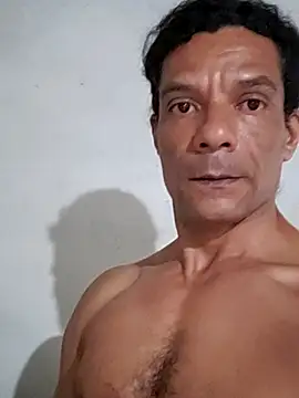 Snapshot of PAROQUI chatting on June 28, 12:05 am PAROQUI online show from June 28, 12:05 am