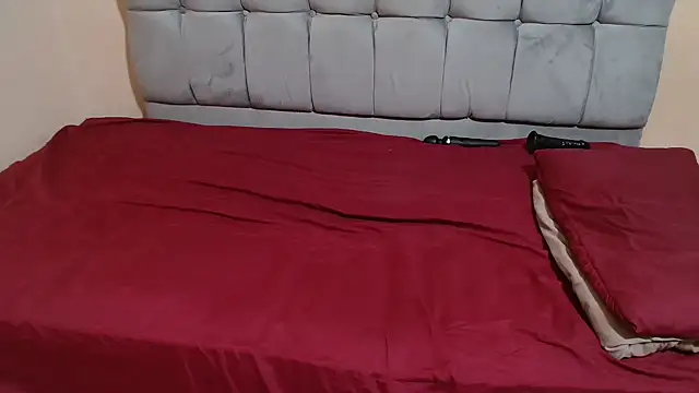 curveAss222 online show from November 3, 10:32 pm