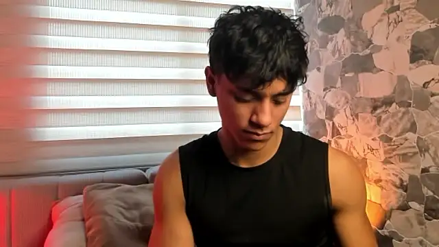 ZYZZ1312 online show from February 12, 5:41 pm