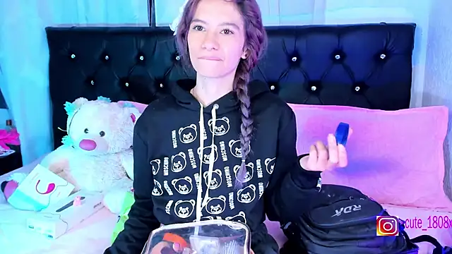 Sofiia cute  online show from November 6, 4:24 am