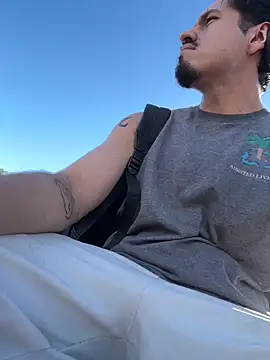 mrredcorn online show from October 6, 3:31 pm