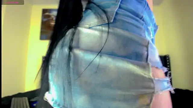 Snapshot of Eemily_- chatting on October 8, 5:49 am Eemily - online show from October 8, 5:49 am