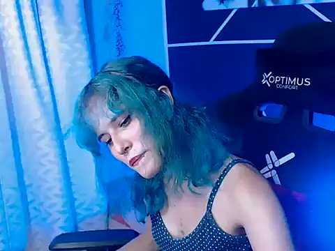 Snapshot of LITTLENAMI_ chatting on October 2, 12:50 am LITTLENAMI online show from October 2, 12:50 am
