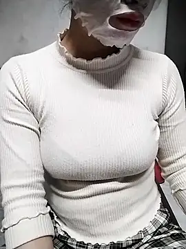 Mie rose online show from November 22, 12:31 am