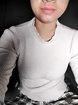 Mie rose online show from January 7, 10:45 pm