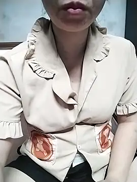 Mie rose online show from March 29, 2:50 pm