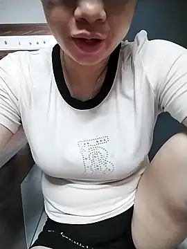 Mie rose online show from June 10, 1:17 am