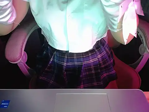 Snapshot of ahoa_Tk chatting on October 15, 5:02 pm ahoa Tk online show from October 15, 5:02 pm