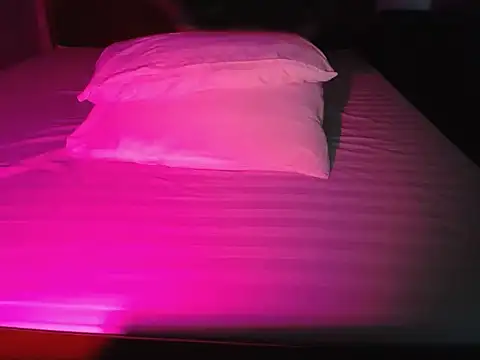 Snapshot of ahoa_Tk chatting on October 20, 5:19 am ahoa Tk online show from October 20, 5:19 am