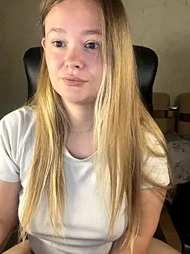 CaramelleSugar  online show from October 17, 6:10 pm