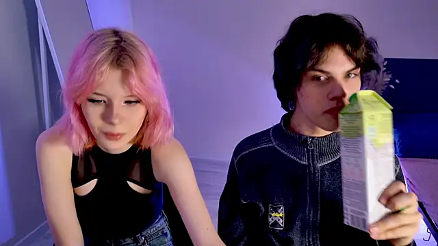 Bonnie And C1yde online show from November 9, 5:22 pm