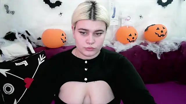 Amber Monro online show from October 31, 4:46 am