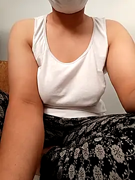 Snapshot of ezgi2545 chatting on September 29, 10:09 am ezgi2545 online show from September 29, 10:09 am