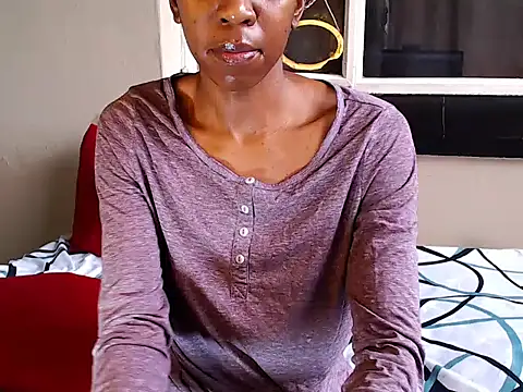 PetiteEbonyBabe online show from September 28, 7:36 am