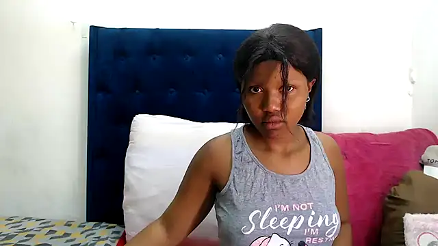 BUNNYCHOWX28 online show from November 27, 9:11 am