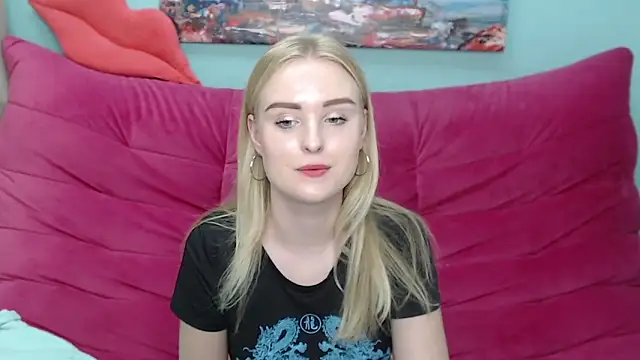 SofySofty online show from October 5, 5:00 pm