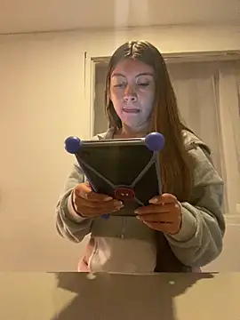 Sara-cooper2 online show from March 4, 1:17 pm