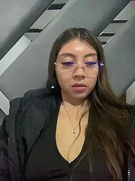 Sara-cooper2 online show from March 27, 5:24 am