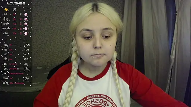 Snapshot of vendymories chatting on September 27, 1:38 pm vendymories online show from September 27, 1:38 pm