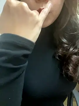 Snapshot of anna_sexy69 chatting on January 12, 6:29 am anna sexy69 online show from January 12, 6:29 am