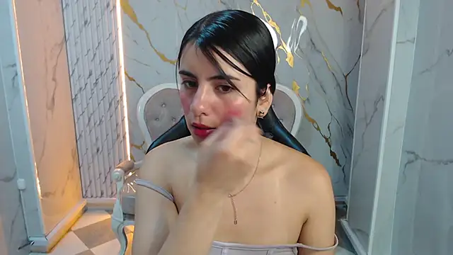 Snapshot of Eilyn_love_b chatting on September 20, 12:50 pm Eilyn love b online show from September 20, 12:50 pm