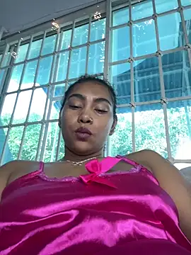 Snapshot of SophieD chatting on September 19, 1:56 pm SophieD online show from September 19, 1:56 pm