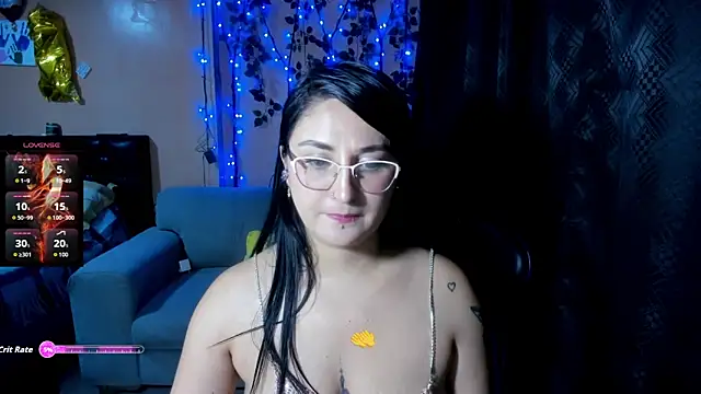 Snapshot of la_juli chatting on September 10, 1:33 pm la juli online show from September 10, 1:33 pm