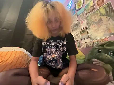 saidyl online show from December 2, 10:49 pm