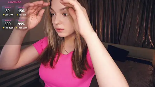 Snapshot of NguyetHankey chatting on December 1, 6:07 am NguyetHankey online show from December 1, 6:07 am