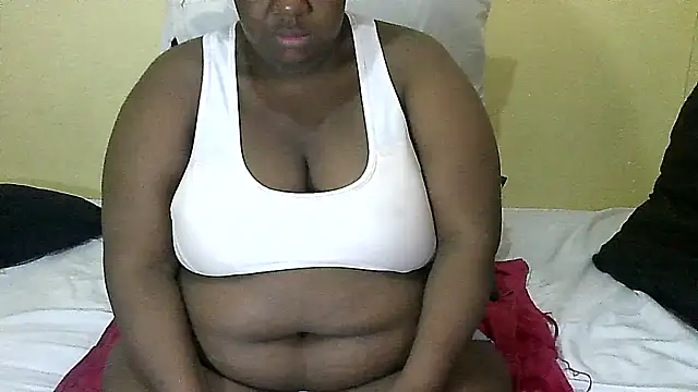 Snapshot of AnnabigpussyXO chatting on October 6, 2:47 pm AnnabigpussyXO online show from October 6, 2:47 pm