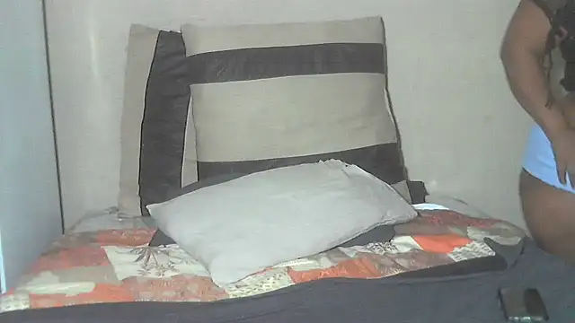 AnnabigpussyXO online show from November 8, 12:44 am