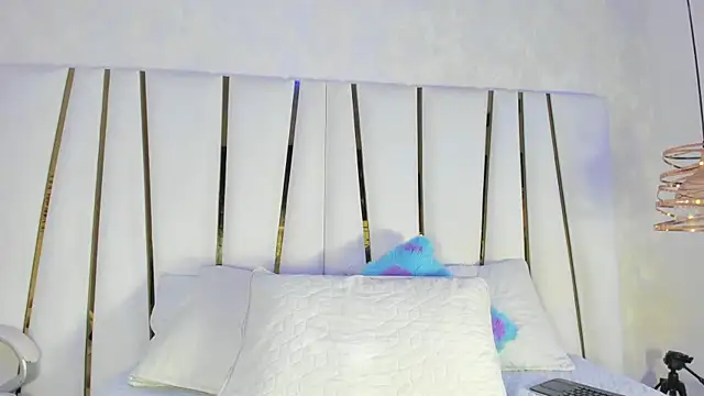 bonnie sm online show from September 26, 7:18 pm