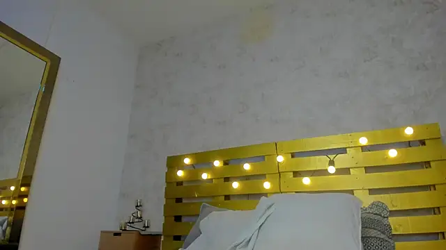 bonnie sm online show from November 23, 7:02 pm