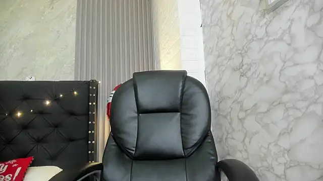 alicy  torres online show from December 18, 9:26 am