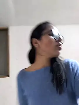 Snapshot of Goddesscut333 chatting on February 21, 9:05 pm Goddesscut333 online show from February 21, 9:05 pm