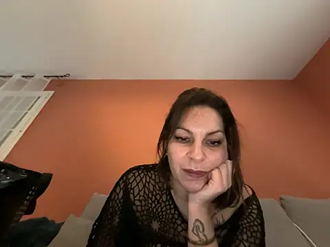 Snapshot of minettedusud chatting on January 16, 9:35 am minettedusud online show from January 16, 9:35 am