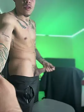 AlphaMasterXxx online show from November 29, 12:46 am