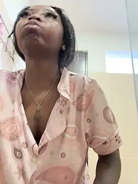 EmilyKisx online show from October 30, 2:07 pm