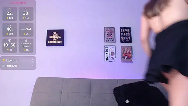 elizabethboltXXX online show from September 27, 3:17 pm