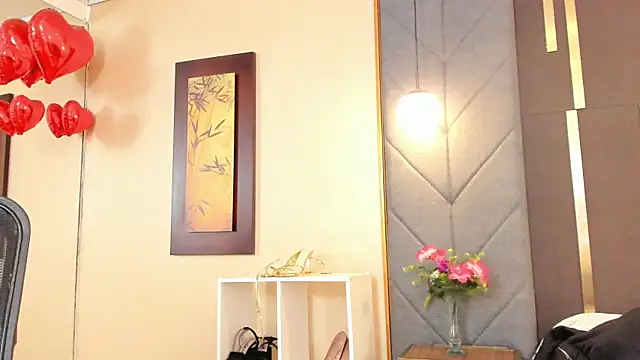 OliviGrace online show from November 22, 8:41 pm