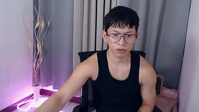 pinkcock froi2305 online show from April 25, 3:20 am
