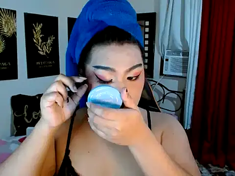 TSbrianaHugeCock online show from November 8, 12:27 pm