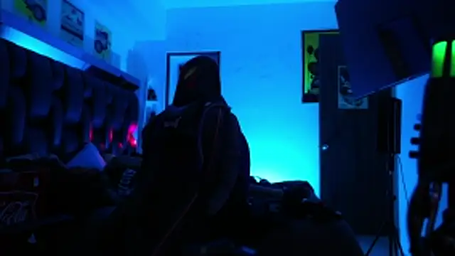 logan hugh8 online show from February 23, 6:05 pm