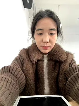 Snapshot of luluya1314 chatting on November 20, 5:29 am luluya1314 online show from November 20, 5:29 am