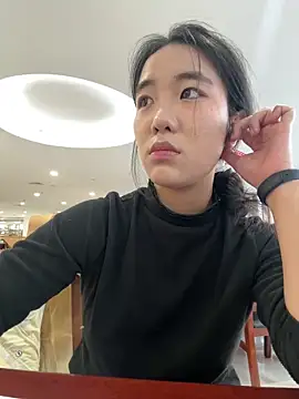 Snapshot of luluya1314 chatting on January 8, 8:16 am luluya1314 online show from January 8, 8:16 am