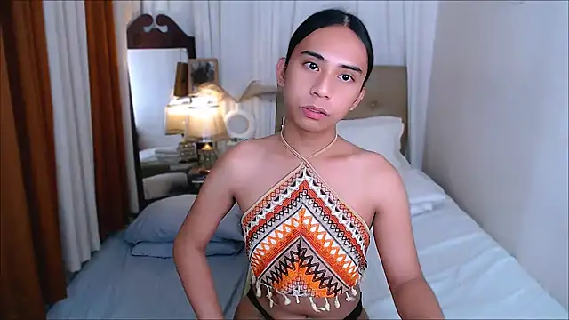 Snapshot of scarlet_smith7 chatting on March 21, 7:02 am scarlet smith7 online show from March 21, 7:02 am