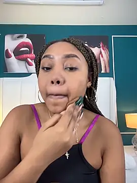 Snapshot of AngelaRoberts chatting on February 20, 11:27 pm AngelaRoberts online show from February 20, 11:27 pm