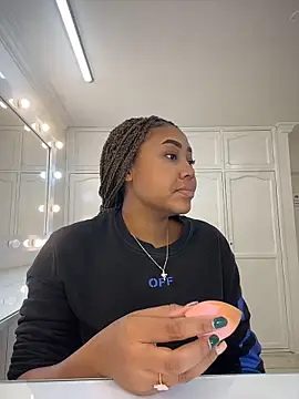 Snapshot of AngelaRoberts chatting on February 22, 8:07 pm AngelaRoberts online show from February 22, 8:07 pm