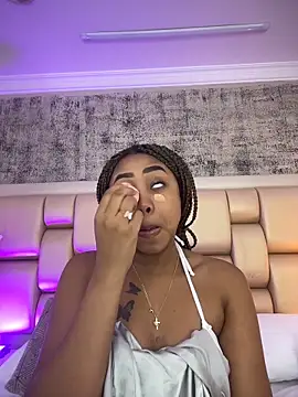 Snapshot of AngelaRoberts chatting on March 7, 8:39 pm AngelaRoberts online show from March 7, 8:39 pm